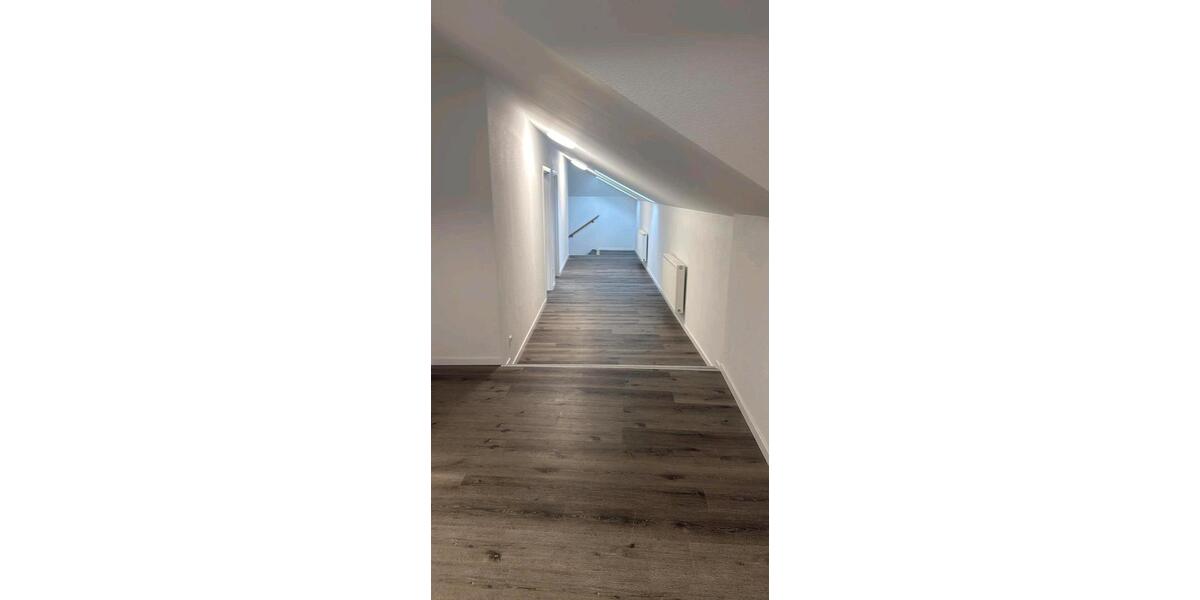 Maisonettenwohnung Neckarsulm - 5.5 Zimmer, 170 m&sup2;, 1.800&euro; | Angebot:25056474