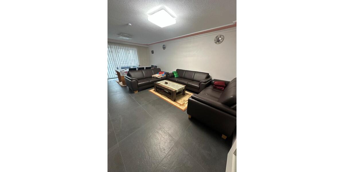 Erdgeschoßwohnung Sulzfeld - 2.5 Zimmer, 68 m&sup2;, 850&euro; | Angebot:26316433