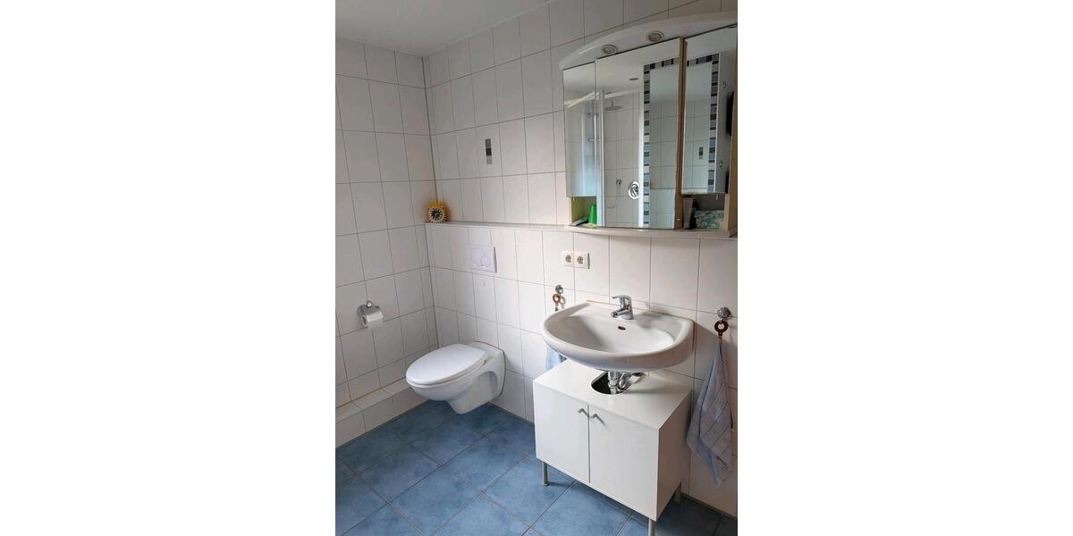 Doppelhaushälfte Sersheim - 6 Zimmer, 149 m&sup2;, 590.000&euro; | Angebot:25394920