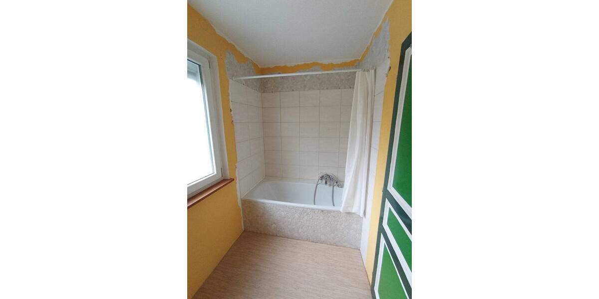 Einfamilienhaus Brackenheim Meimsheim - 8 Zimmer, 136 m&sup2;, 375.000&euro; | Angebot:25938507