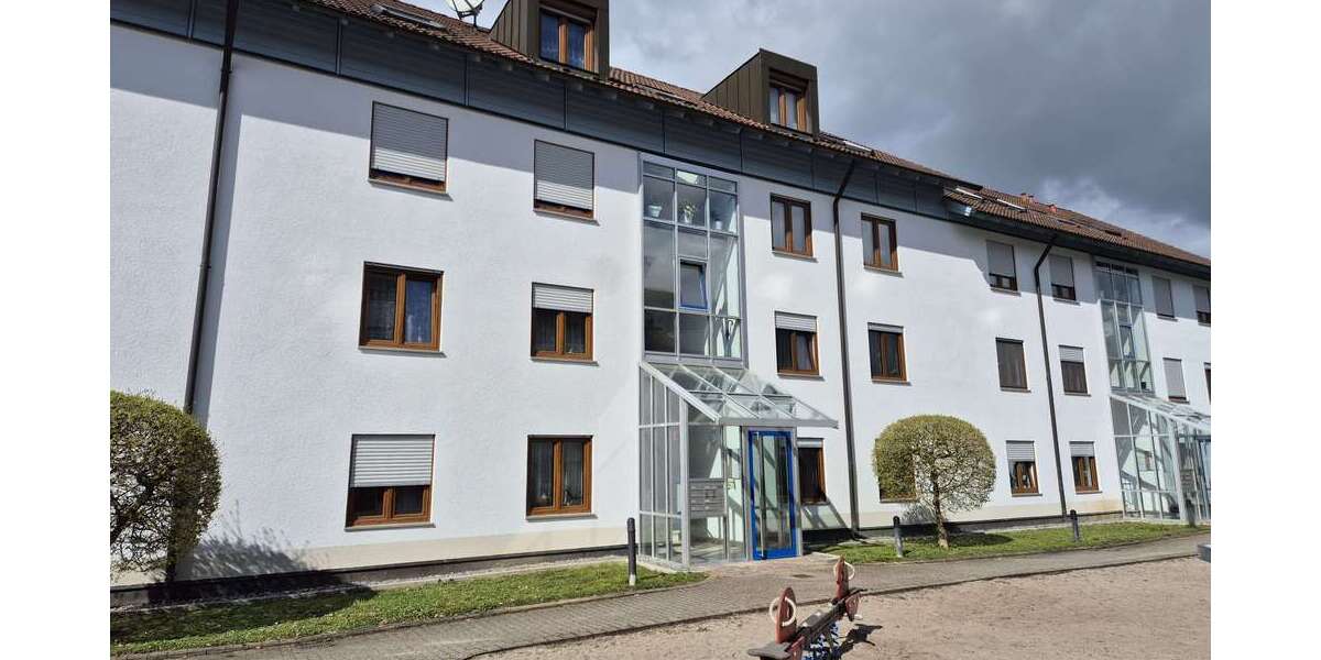 Etagenwohnung Bad Friedrichshall - 3 Zimmer, 73 m&sup2;, 619&euro; | Angebot:25919837