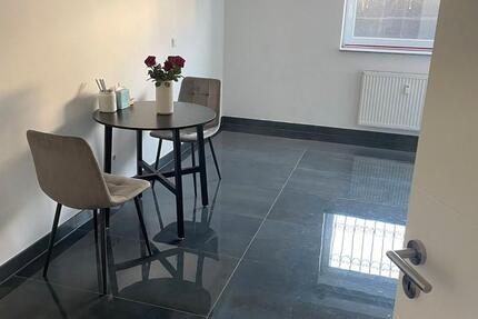 Wohnung Sinsheim - 2 Zimmer, 70 m&sup2;, 650&euro; | Angebot:25961965