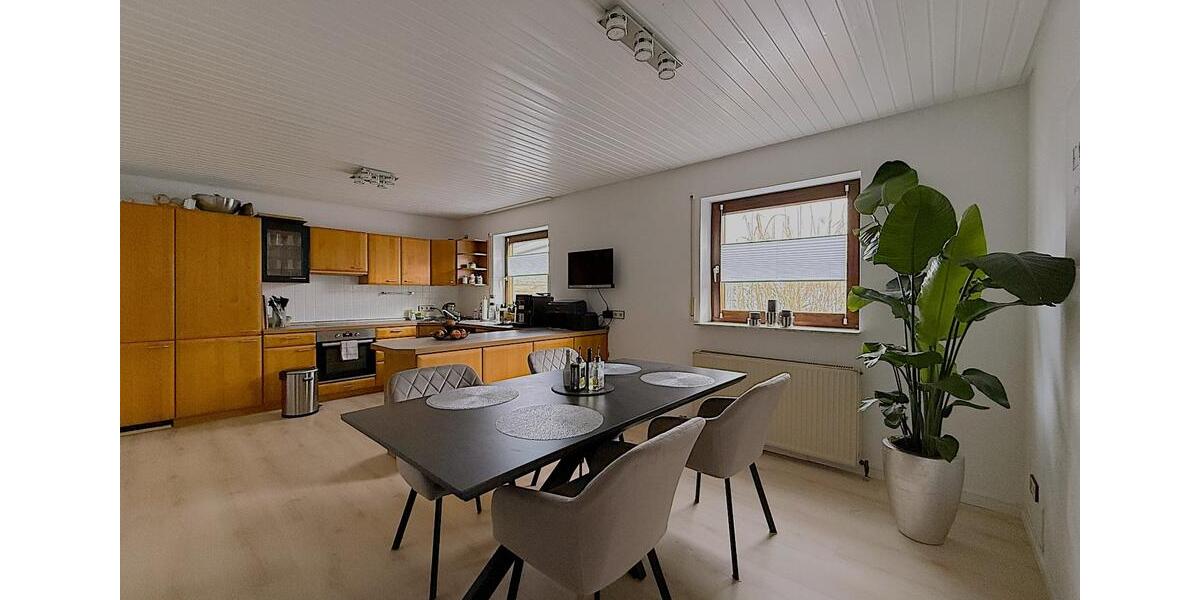 Doppelhaushälfte Gundelsheim - 4.5 Zimmer, 124 m&sup2;, 449.000&euro; | Angebot:26040105