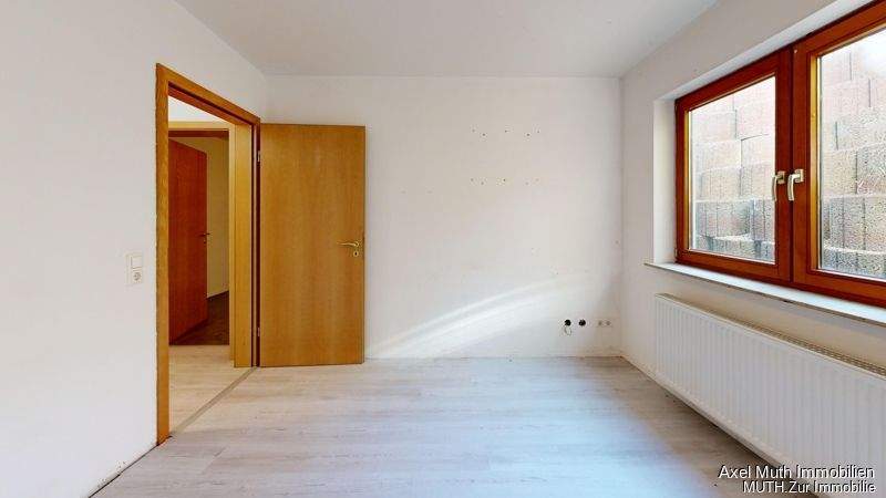 Einfamilienhaus Eppingen Rohrbach - 1 Zimmer, 326 m&sup2;, 499.500&euro; | Angebot:25660542