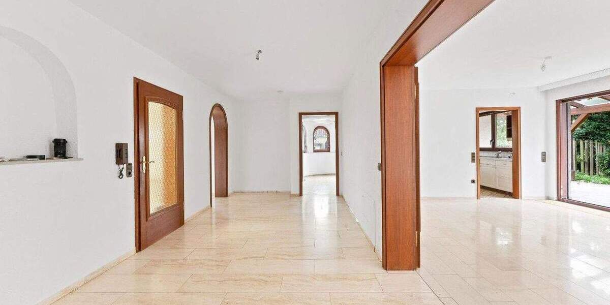 Mehrfamilienhaus, Wohnhaus Bönnigheim - 1 Zimmer, 320 m&sup2;, 750.000&euro; | Angebot:25755913