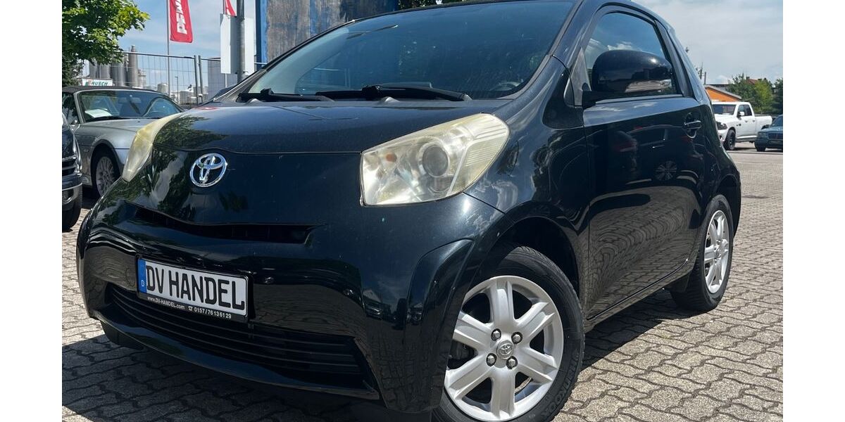Toyota IQ 70.000 km 4.900 &euro; Forst 76694