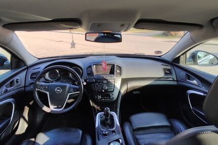 Opel Insignia 213.500 km 3.200 &euro; Östringen 76684
