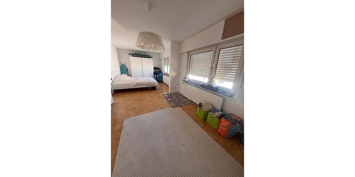 Etagenwohnung Sandhausen - 2 Zimmer, 80 m&sup2;, 1.450&euro; | Angebot:26702484