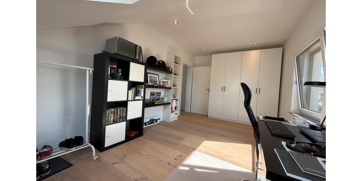 Dachgeschoßwohnung Sinsheim - 3 Zimmer, 87 m&sup2;, 415.000&euro; | Angebot:26740749