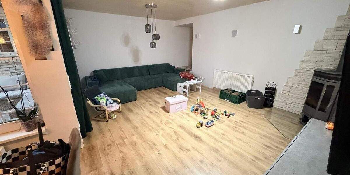 Doppelhaushälfte Aglasterhausen - 5 Zimmer, 146 m&sup2;, 295.000&euro; | Angebot:25772108