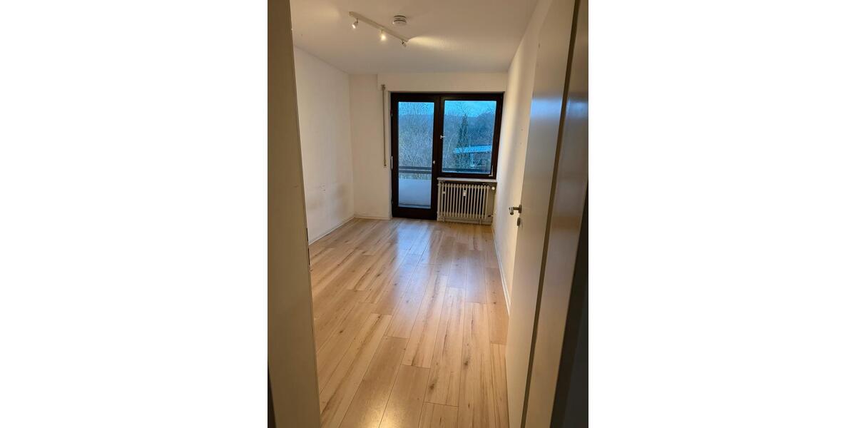 Etagenwohnung Niefern-Öschelbronn Öschelbronn - 4 Zimmer, 115 m&sup2;, 1.350&euro; | Angebot:25592548