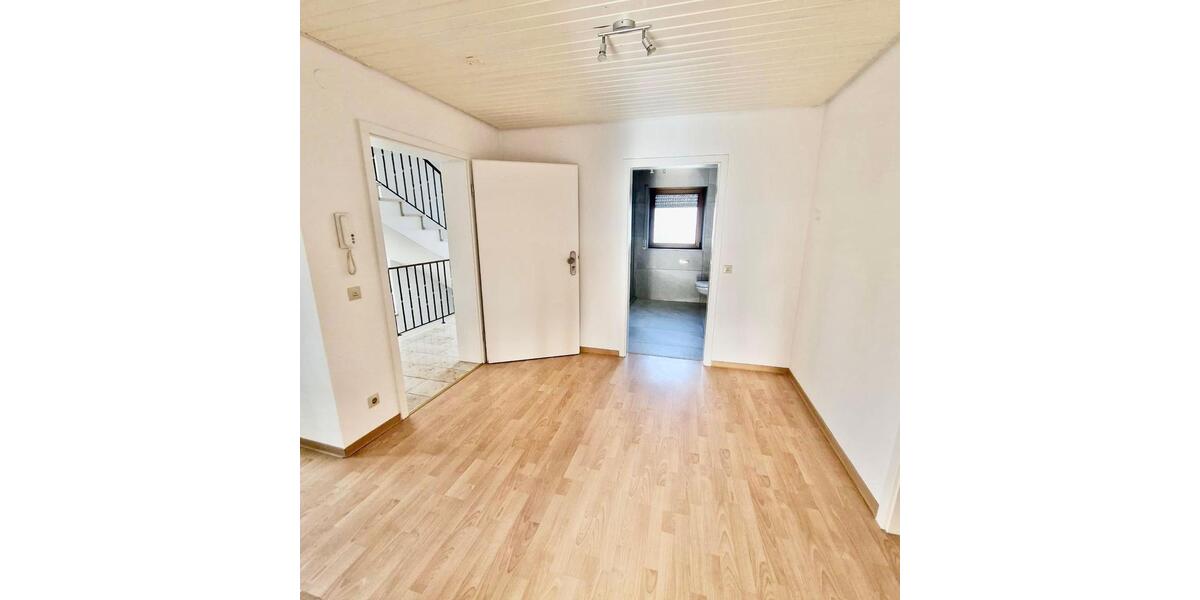 Etagenwohnung Talheim - 3 Zimmer, 104 m&sup2;, 1.150&euro; | Angebot:25416490