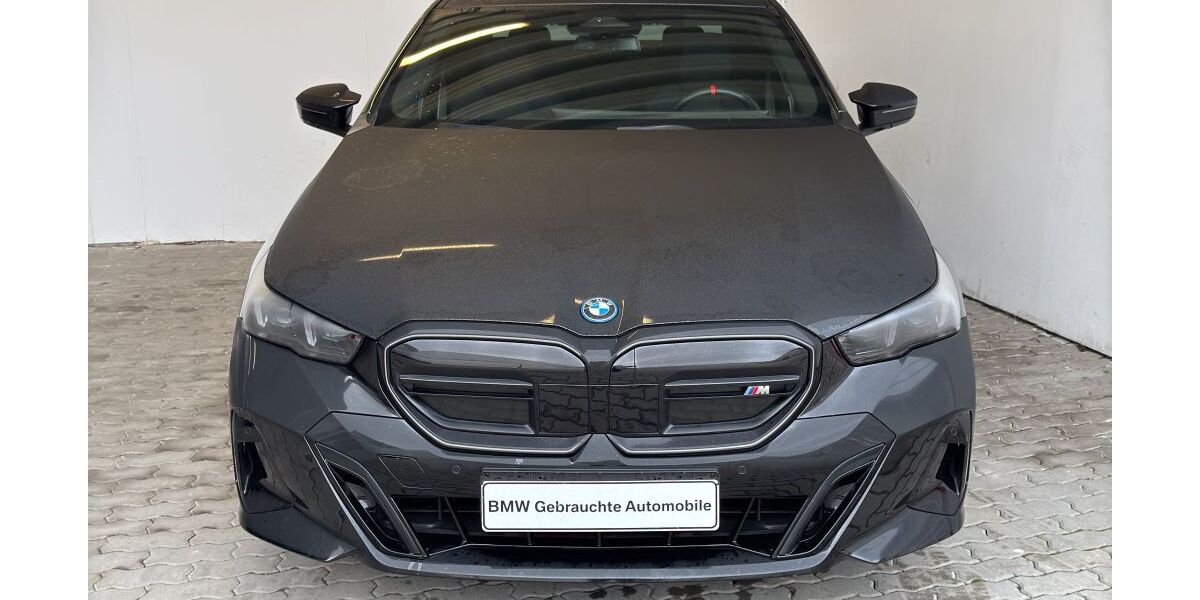 BMW i5 24.920 km 63.790 &euro; Heilbronn 74076