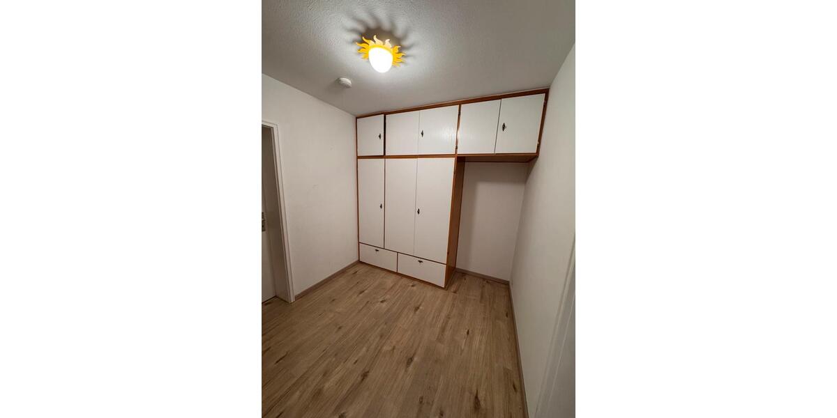 Etagenwohnung Ubstadt-Weiher Weiher - 3.5 Zimmer, 75 m&sup2;, 950&euro; | Angebot:25405706