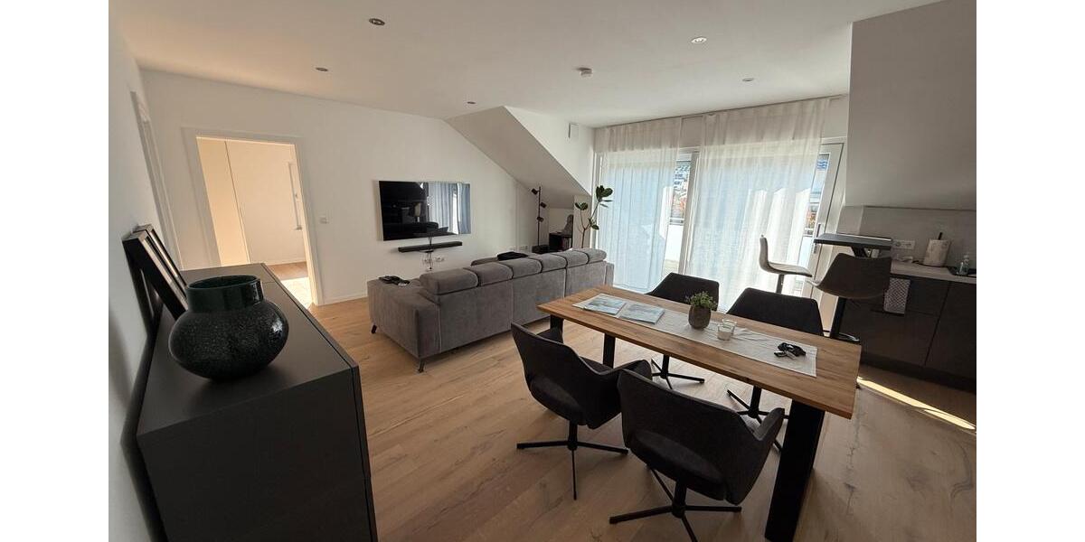 Dachgeschoßwohnung Sinsheim - 3 Zimmer, 87 m&sup2;, 419.000&euro; | Angebot:25756259