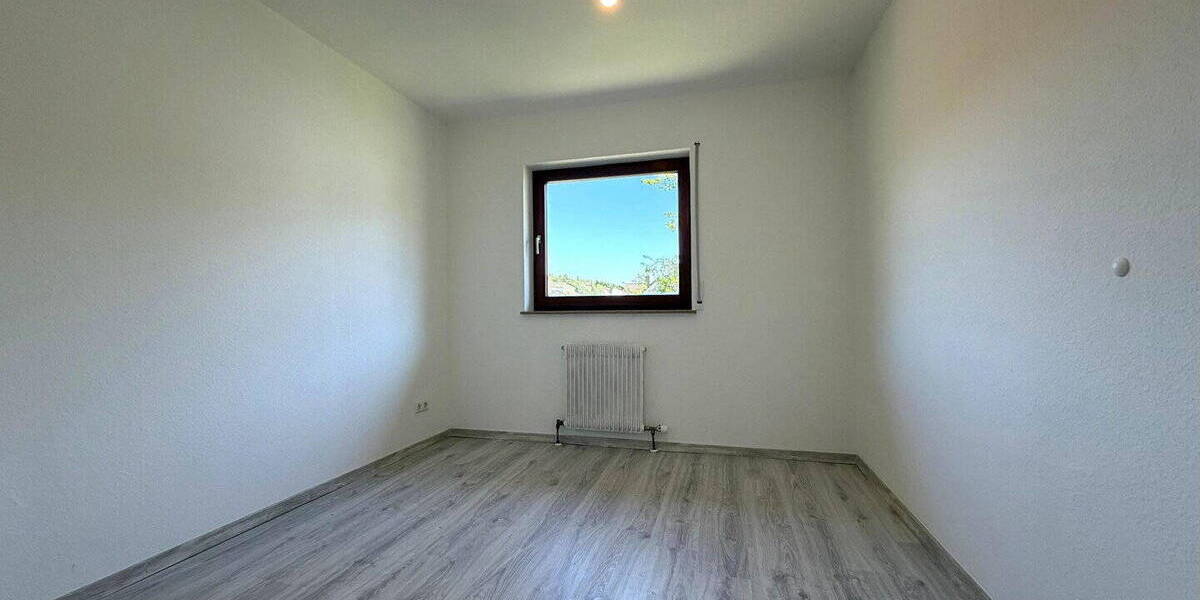 Einfamilienhaus Maulbronn - 5 Zimmer, 131 m&sup2;, 1.590&euro; | Angebot:26790504