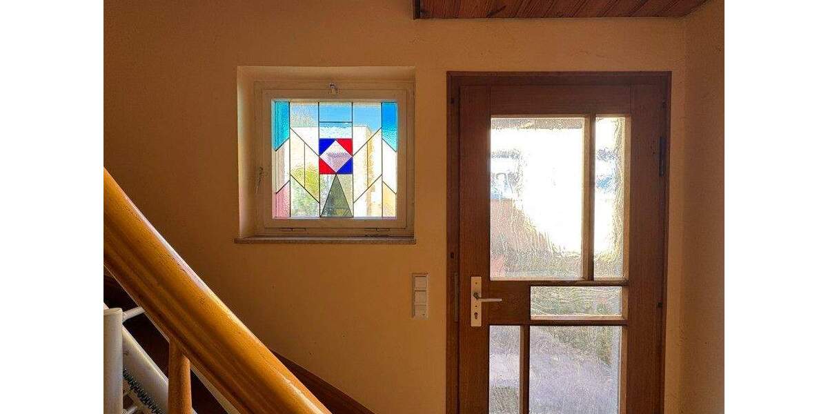 Mehrfamilienhaus, Wohnhaus Mühlacker Mühlhausen - 6 Zimmer, 148 m&sup2;, 278.500&euro; | Angebot:25695920