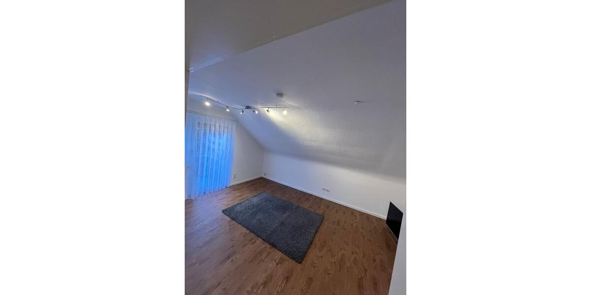 Dachgeschoßwohnung Ingersheim - 2 Zimmer, 48 m&sup2;, 650&euro; | Angebot:25812875