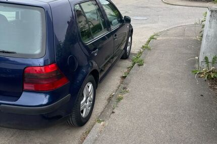 VW Golf 82.500 km 4.500 &euro; Markgröningen 71706