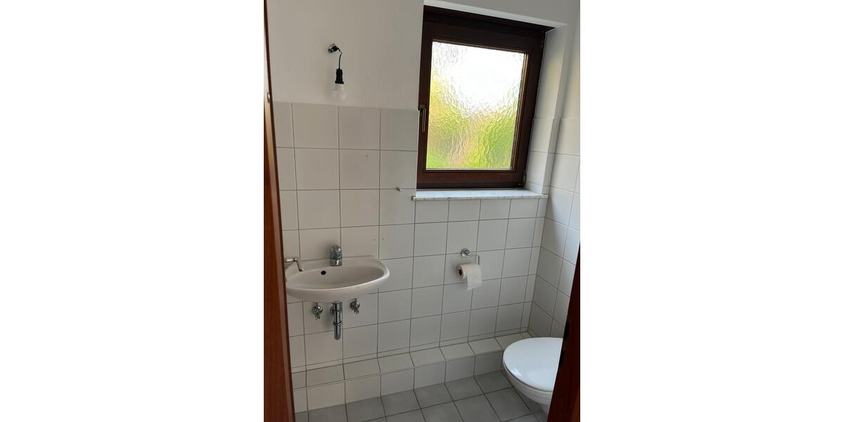 Etagenwohnung Niefern-Öschelbronn Öschelbronn - 3.5 Zimmer, 91 m&sup2;, 1.050&euro; | Angebot:25081520