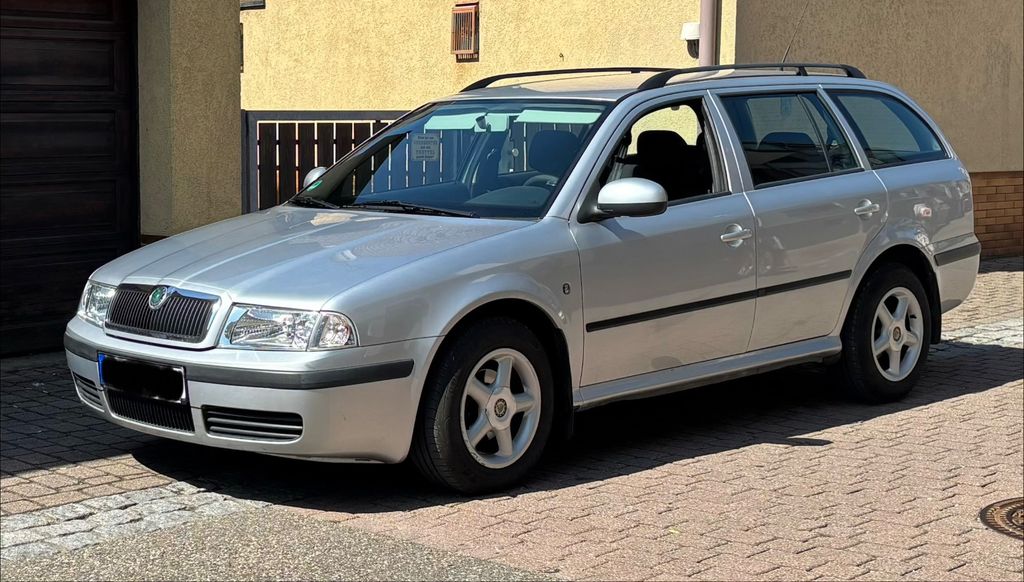 Skoda Octavia 116.700 km 2.999 &euro; Niefern 75223