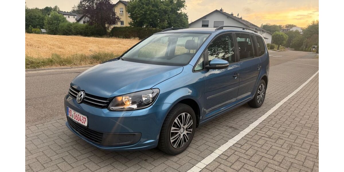 VW Touran 123.000 km 8.500 &euro; Sinsheim 74889
