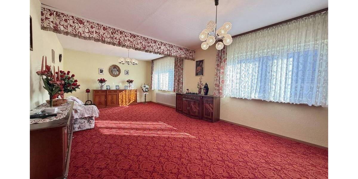 Einfamilienhaus Oberderdingen Flehingen - 9 Zimmer, 290 m&sup2;, 349.000&euro; | Angebot:25916682