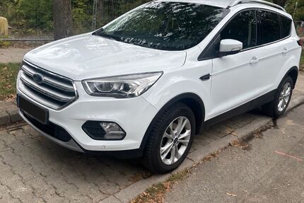 Ford Kuga 72.000 km 15.000 &euro; Tamm 71732