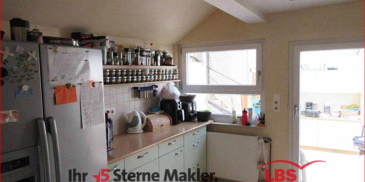 Einfamilienhaus Niefern-Öschelbronn Niefern - 8 Zimmer, 193 m&sup2;, 439.000&euro; | Angebot:25665818