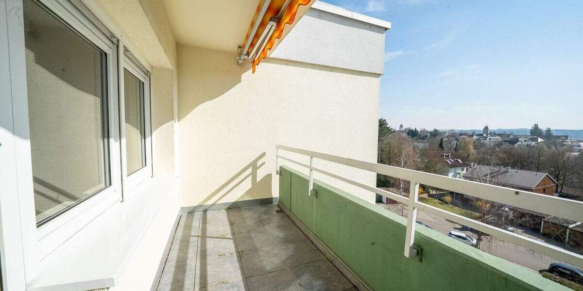 Etagenwohnung Bretten - 3 Zimmer, 89 m&sup2;, 365.000&euro; | Angebot:25879243