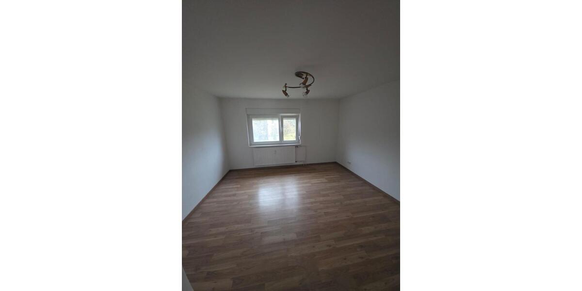 Etagenwohnung Mosbach - 2 Zimmer, 59 m&sup2;, 720&euro; | Angebot:25300895