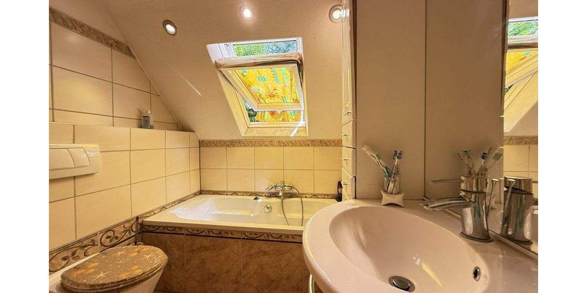 Einfamilienhaus Schwaigern / Massenbach Massenbach - 6 Zimmer, 138 m&sup2;, 349.000&euro; | Angebot:25697221