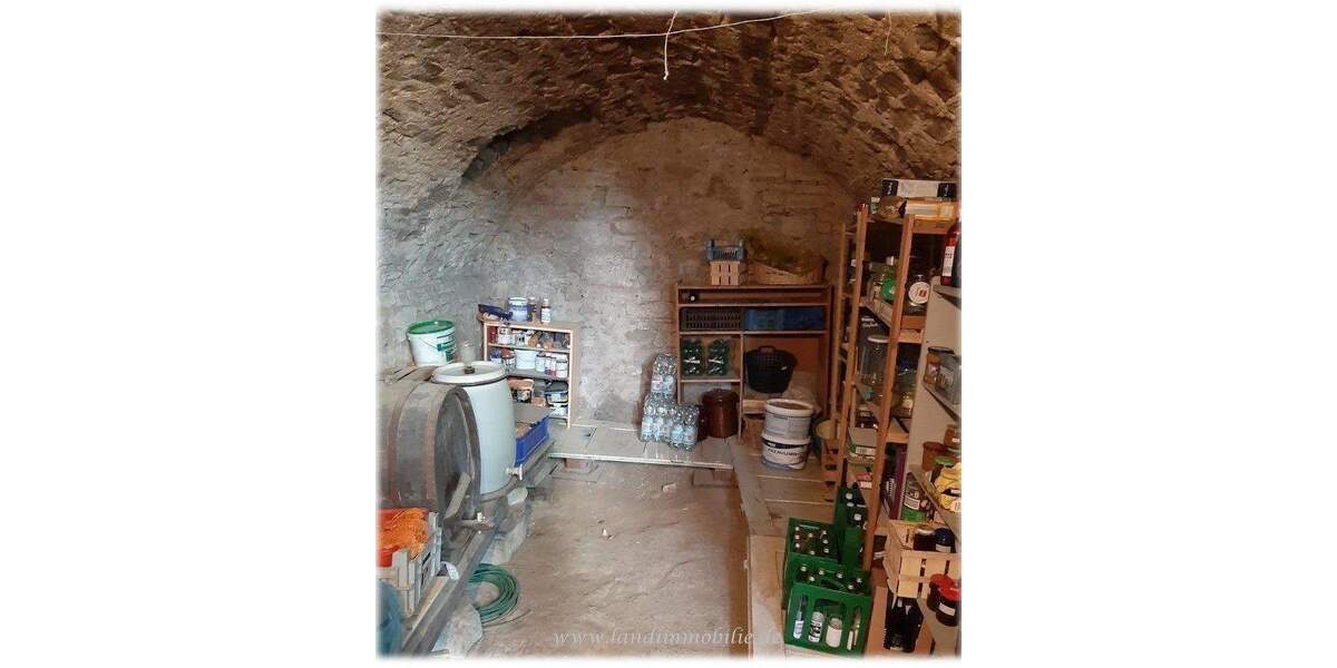 Mehrfamilienhaus, Wohnhaus Oedheim - 6 Zimmer, 226 m&sup2;, 398.500&euro; | Angebot:25747041