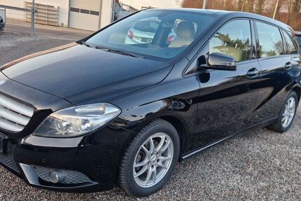 Mercedes-Benz B 180 168.170 km 9.850 &euro; Sinsheim- Reihen 74889
