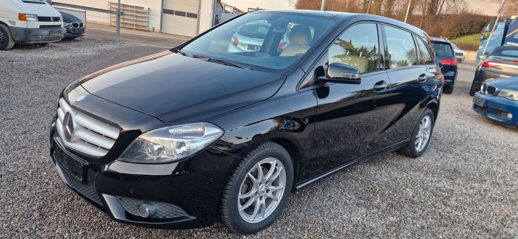 Mercedes-Benz B 180 168.170 km 9.850 &euro; Sinsheim- Reihen 74889