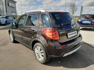 Suzuki SX4 Classic 1.6 VVT 4x2 Style AHK M+S 58.667 km 9.990 &euro; Obrigheim-Asbach 74847