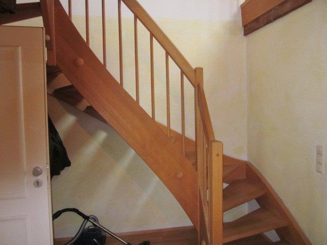Dachgeschoßwohnung Brackenheim - 3 Zimmer, 73 m&sup2;, 180.000&euro; | Angebot:27261723