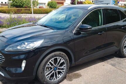 Ford Kuga 76.000 km 21.490 &euro; Illingen - Schützingen 75428