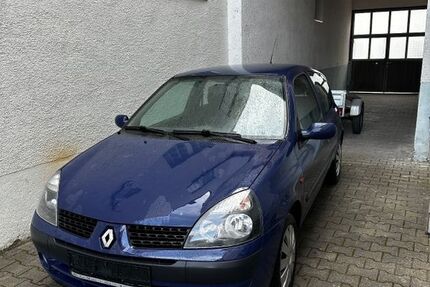 Renault Clio 145.000 km 1.500 &euro; Hambrücken 76707