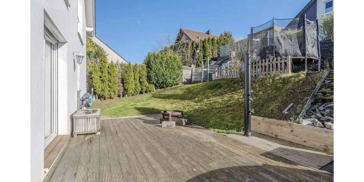 Einfamilienhaus Ilsfeld / Auenstein Auenstein - 6 Zimmer, 136 m&sup2;, 749.000&euro; | Angebot:25802180