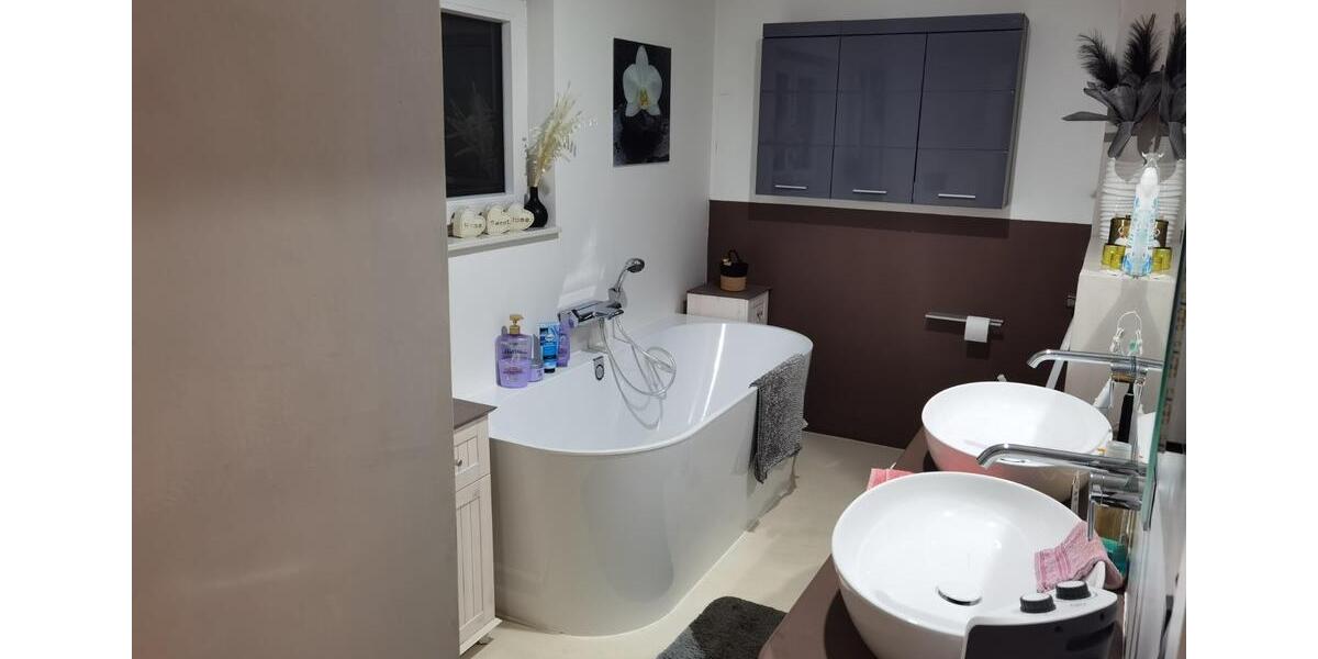 Einfamilienhaus Erligheim - 6 Zimmer, 140 m&sup2;, 689.000&euro; | Angebot:25063295