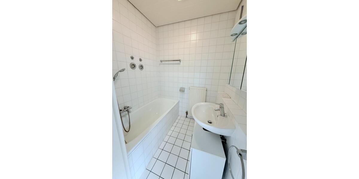 Etagenwohnung Heilbronn Kernstadt - 1 Zimmer, 35 m&sup2;, 670&euro; | Angebot:25612157