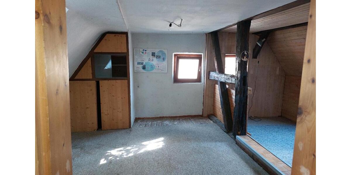 Einfamilienhaus Vaihingen an der Enz - 4 Zimmer, 118 m&sup2;, 250.000&euro; | Angebot:24878802