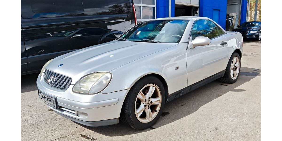 Mercedes-Benz SLK 200 151.000 km 700 &euro; Mosbach 74821