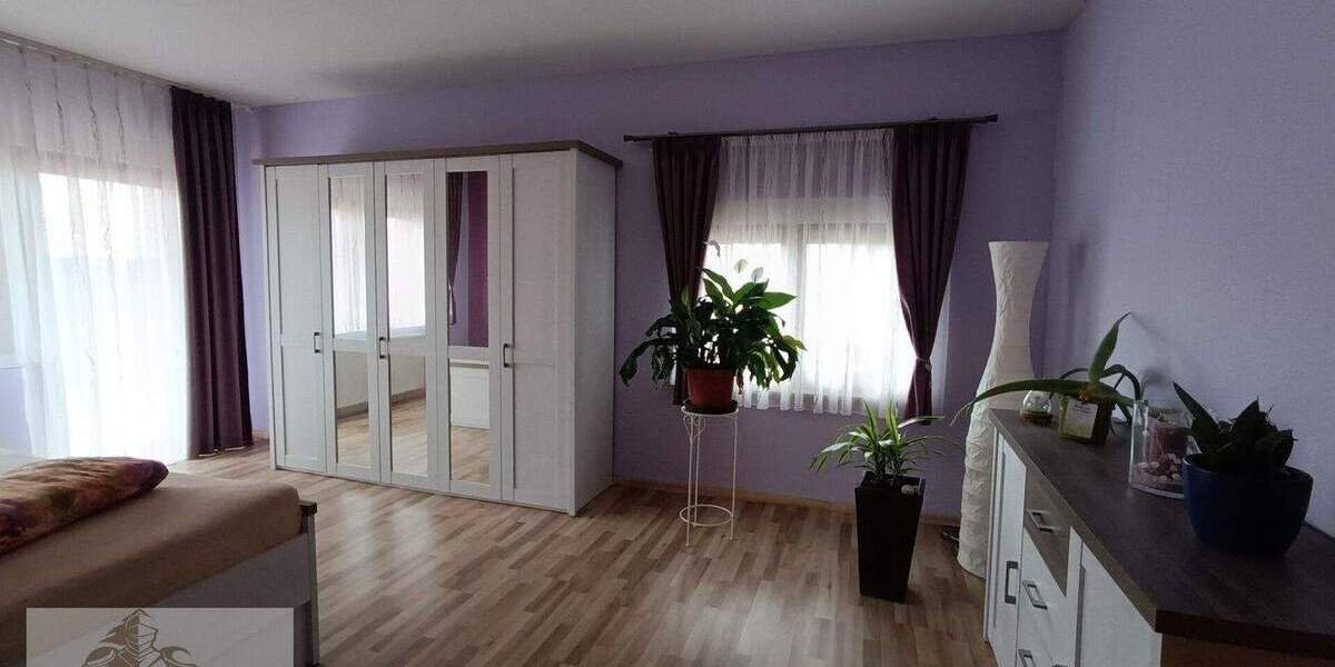 Einfamilienhaus Gundelsheim / Bachenau Bachenau - 8 Zimmer, 186 m&sup2;, 495.000&euro; | Angebot:25742871