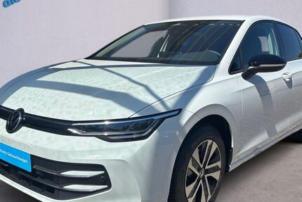 VW Golf 3.821 km 29.354 &euro; Walldorf 69190