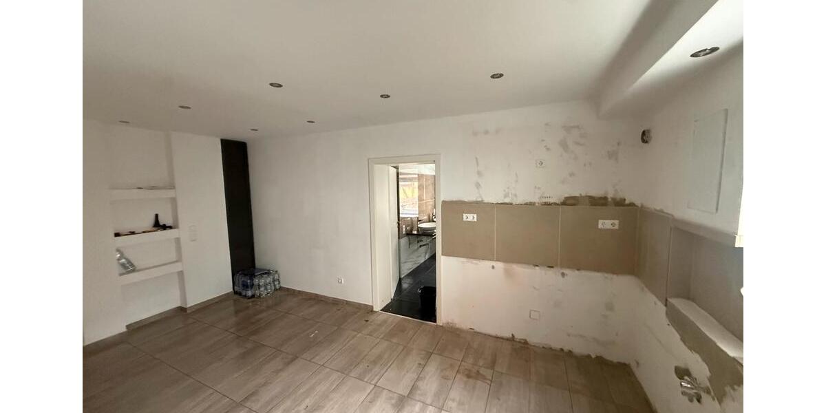 Erdgeschoßwohnung Illingen - 3 Zimmer, 80 m&sup2;, 900&euro; | Angebot:25612113