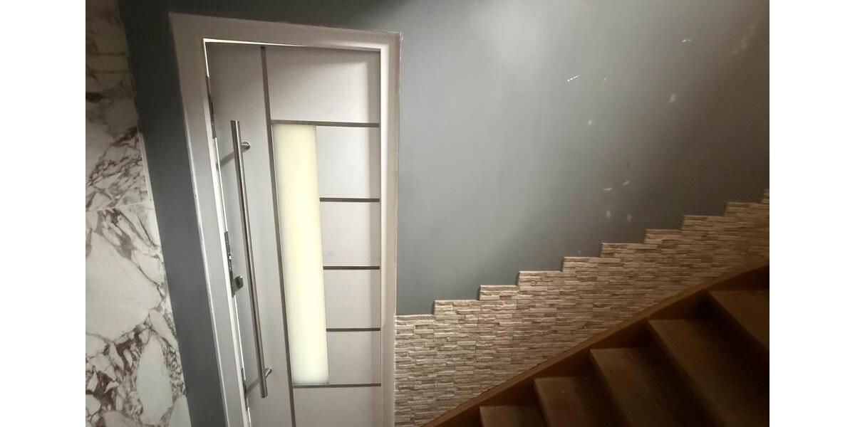 Erdgeschoßwohnung Illingen - 3 Zimmer, 80 m&sup2;, 900&euro; | Angebot:25612113