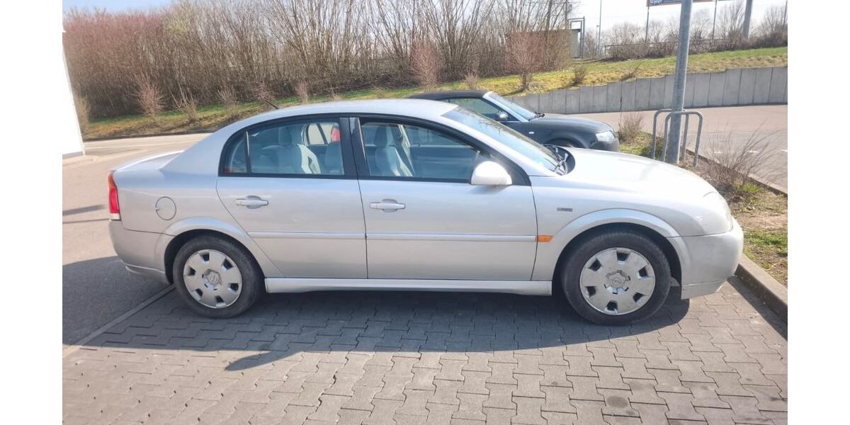 Opel Vectra 127.000 km 2.599 &euro; Vaihingen an der Enz 71665
