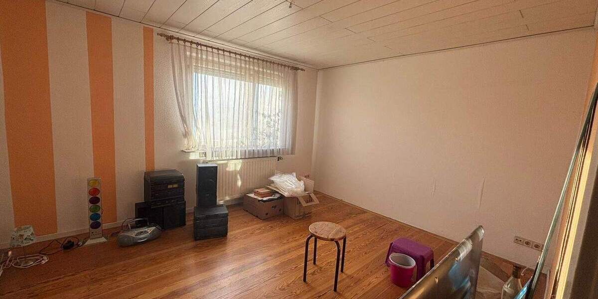 Doppelhaushälfte Neckarsulm - 8 Zimmer, 170 m&sup2;, 370.000&euro; | Angebot:25774647